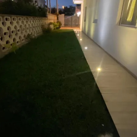 Brezza Marina Апартаменты *