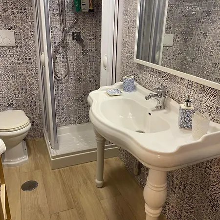 Brezza Marina Апартаменты *